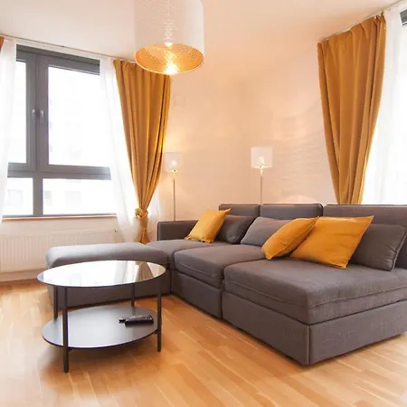 Apollo - Key-box - Free Parking