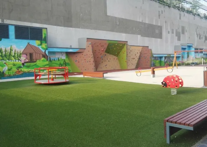 Apollo - Key-box - Free Parking *