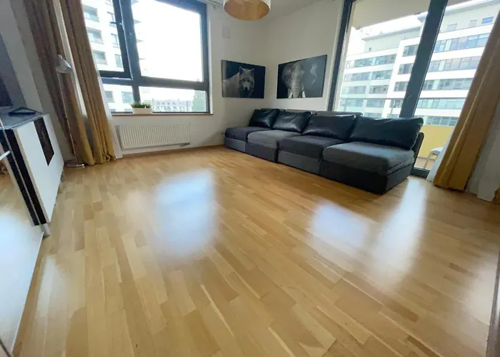 Apollo - Key-box - Free Parking ברטיסלאבה